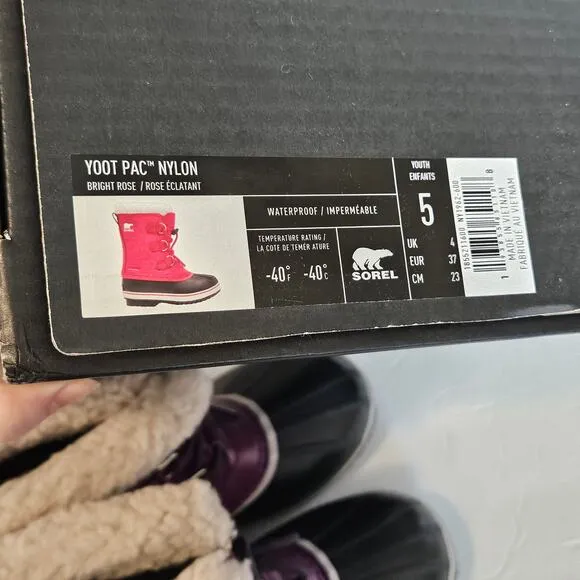Sorel YOOT PAC Nylon Youth Waterproof Boot Purple Kids 5 Winter