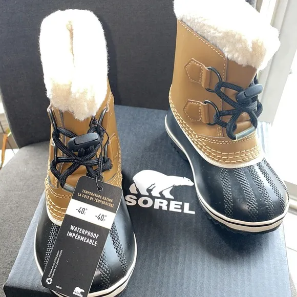 SOREL Yoot Pac TP Waterproof Insulated Snow Boot in Mesquite 9 kids