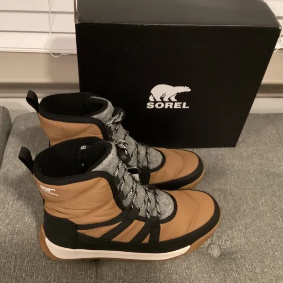 Sorel Youth Whitney II Plus Lace-Up Waterproof Booties, size 6