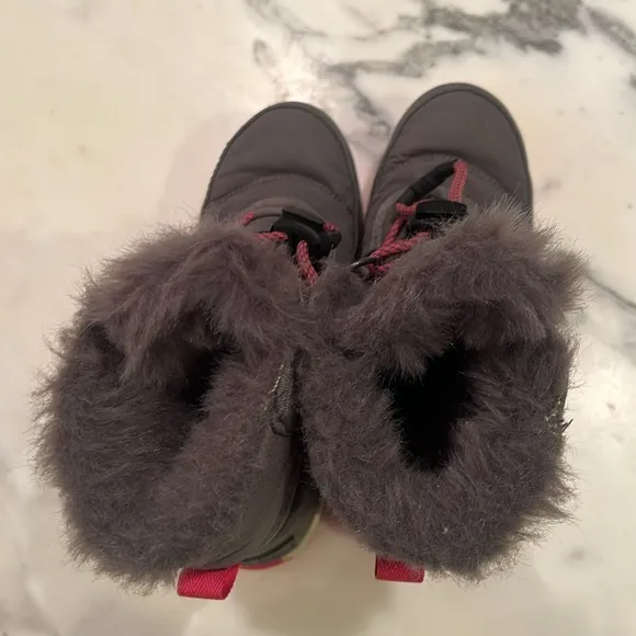 SOREL Youth Whitney Short Lace Waterproof Snow Boots with Faux Fur Cuff Size 1