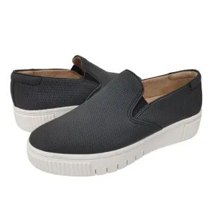 Soul Naturalizer Tia Slip On Sneaker 1¾ in Heelp Women's Size 6