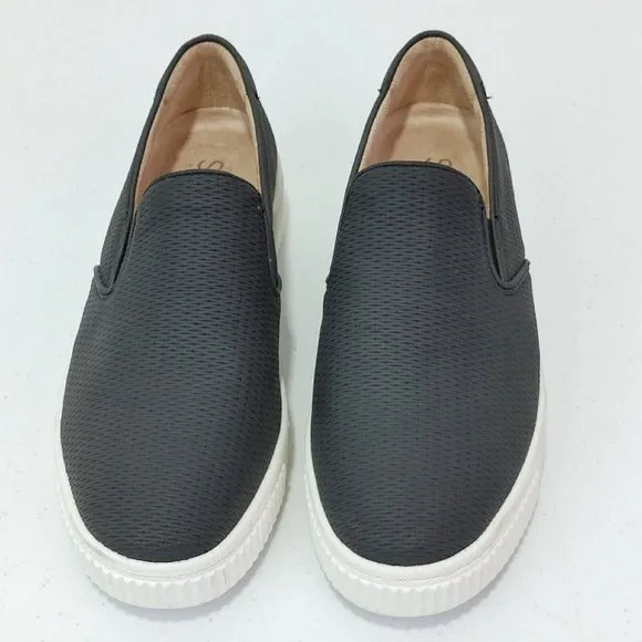 Soul Naturalizer Tia Slip On Sneaker 1¾ in Heelp Women's Size 6