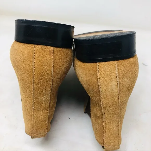 Sterling Sewn Tan Suede Chelsea Boots