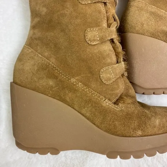Steve Madden‎ Alaskan Suede Wedge Boots, size 6.5