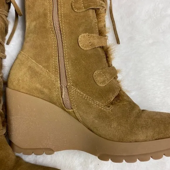 Steve Madden‎ Alaskan Suede Wedge Boots, size 6.5