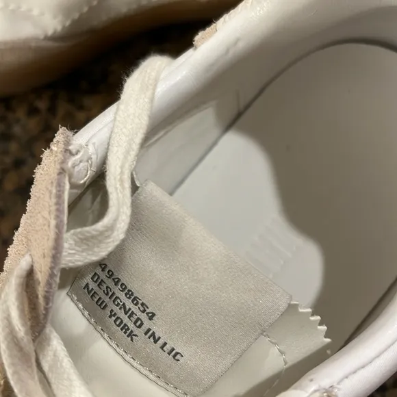 STEVE MADDEN BRAXTON OFF/WHITE SNEAKER
