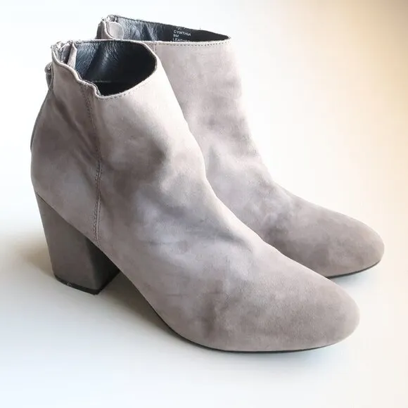 Steve Madden Cynthia Grey Suede Leather Block Heel Ankle Boots / Booties Size 9