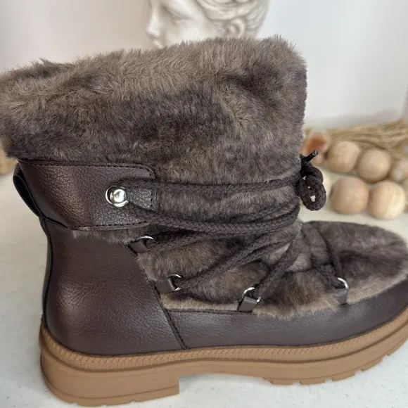 Steve Madden Dione Faux Fur Boot (Women) Sz 7.5