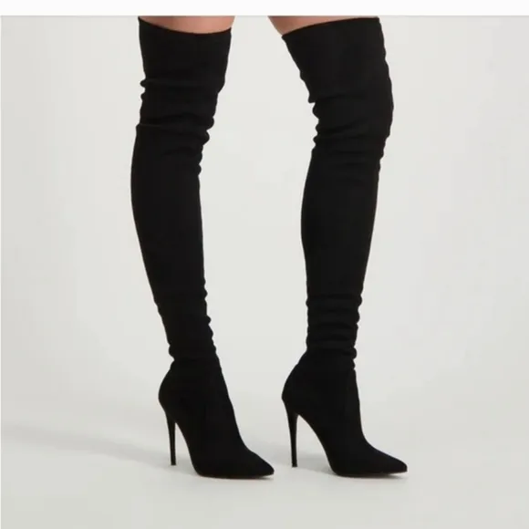 Steve Madden Dominque Faux Suede Black High Heeled Boots Size 6,  7 New w/o Box
