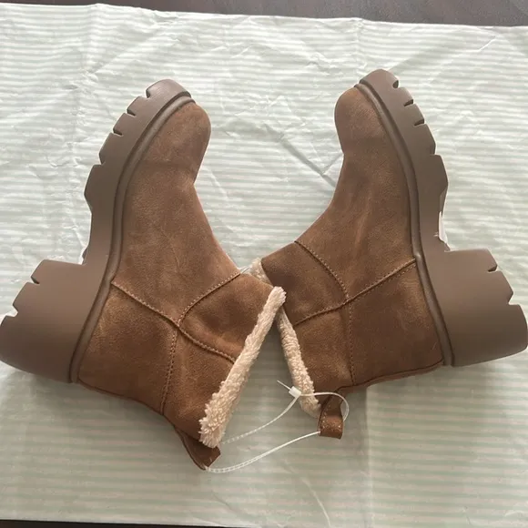 Steve Madden Hatcher Chestnut Suede Leather Faux Fur Lug Sole Ankle Boots