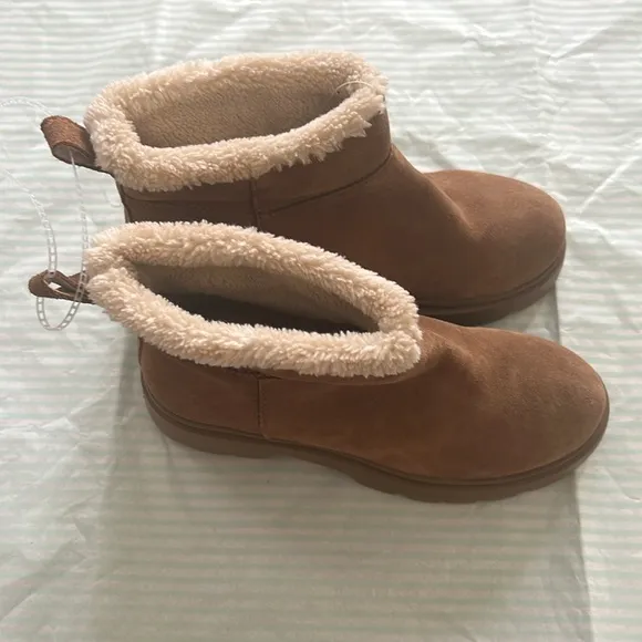 Steve Madden Hatcher Chestnut Suede Leather Faux Fur Lug Sole Ankle Boots