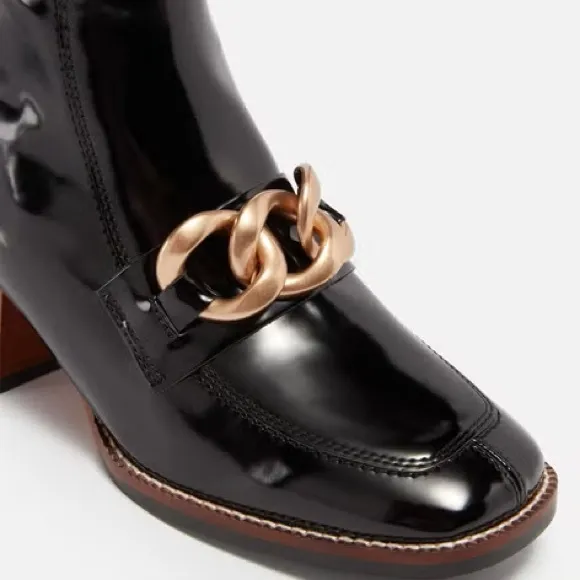 Steve Madden Loreen Chain-Embellished Faux Patent-Leather Ankle Boots - US 7.5