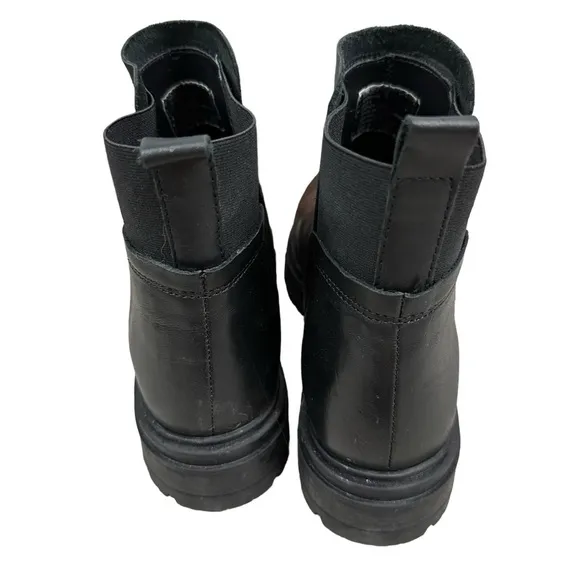 STEVE MADDEN Moira Lug Sole Leather Boots