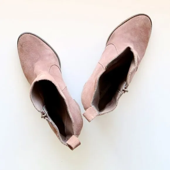 Steve Madden Roooler Beige Suede Leather Block Heel Ankle Boots / Booties Size 7