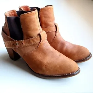 Steve Madden Tan Brown Nubuck Leather Block Heel Pull-on Ankle Boots Booties 8