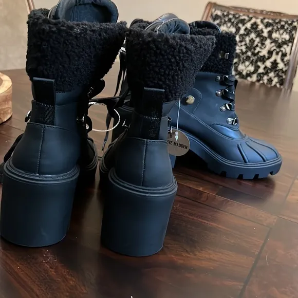 Steve MaddenNorthern Faux Fur Detail Lace-Up Chunky Lug Sole Hiker Boots