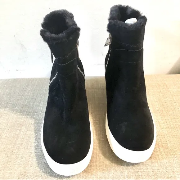 Steven Madden Bamby Black Faux Water Resistant Suede Wedge Ankle Boots Sneaker