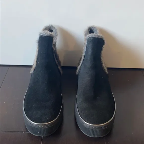 Stuart Weitzman Black Fur-Trim Ankle Boots Sz 6