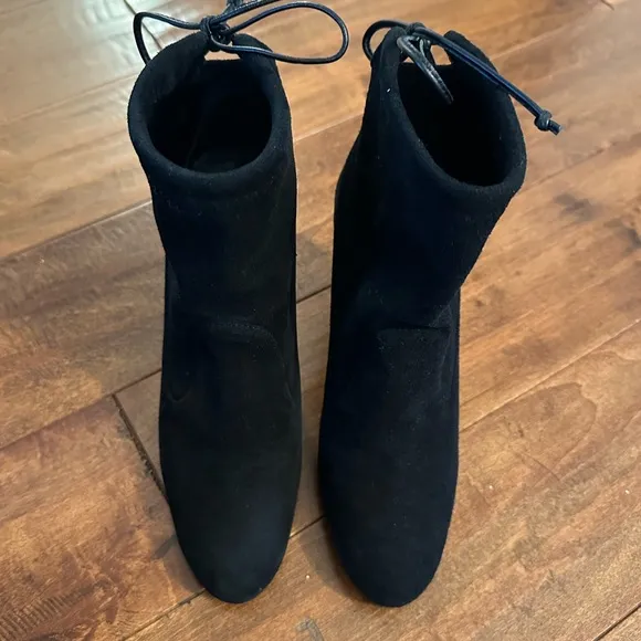 Stuart Weitzman Black Suede Mitten Block Heel Ankle Boots Sz 6
