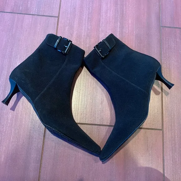 Stuart Weitzman Goretex ankle boots