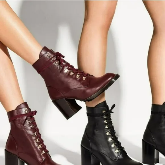 Stuart Weitzman Savannah Boots