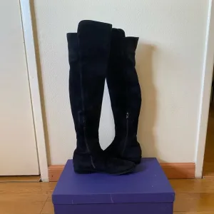 Stuart Weitzman Suede Knee Boots