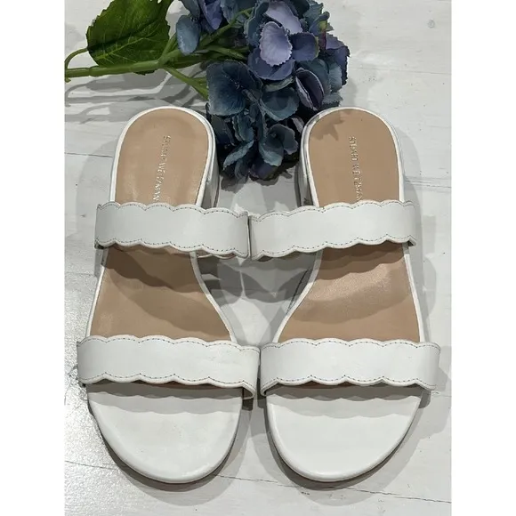 Stuart Weitzman White Leather Santorini Scalloped Slide Sandals Size 8.5