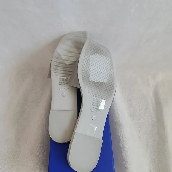 Stuart Weitzman Women's Summer Flat Sandals  in Perla Sz 8.5