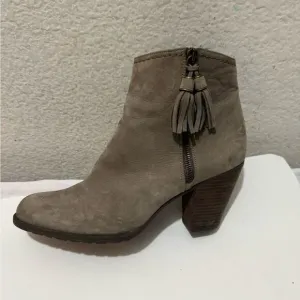 STUART WEITZMAN Suede Ankle Boots