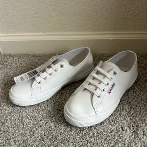 Superga 2750 Nappa in white size 38 (US women’s 7.5)