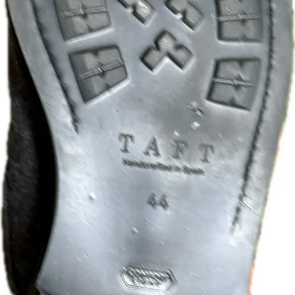 Taft Gray and Black Oxfords with Leather Accents