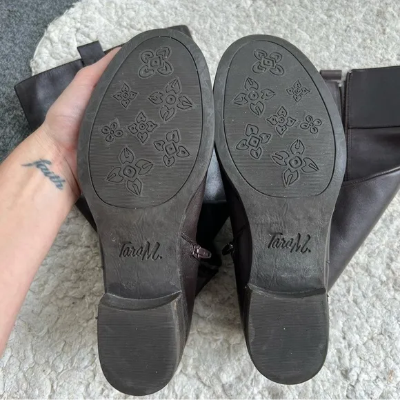 Tara M Brown Leather DIDI Faux Fur Interior Block Heel Rounded Toe Boots Sz 9