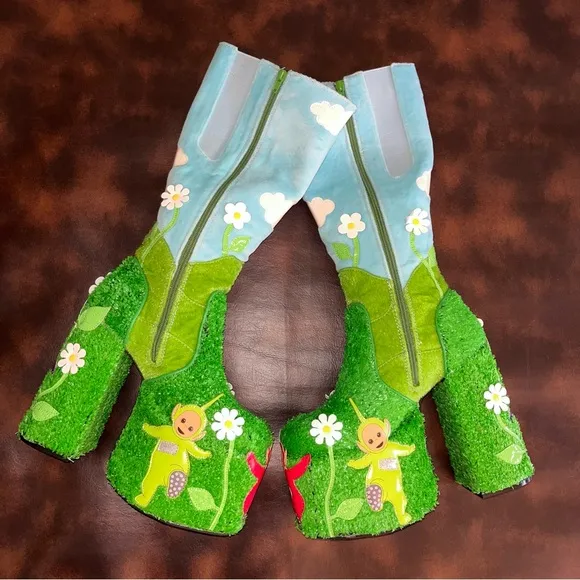 Teletubbies X Dollskill Hide and Seek Platform Boots NIB RARE Green Blue SZE 9