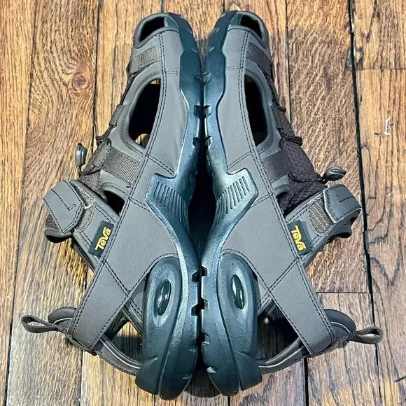 Teva Men’s Brown and Black Fisherman Sandals