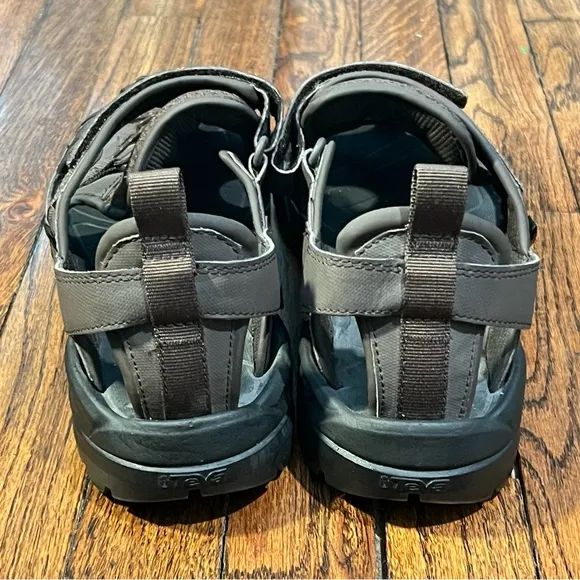 Teva Men’s Brown and Black Fisherman Sandals