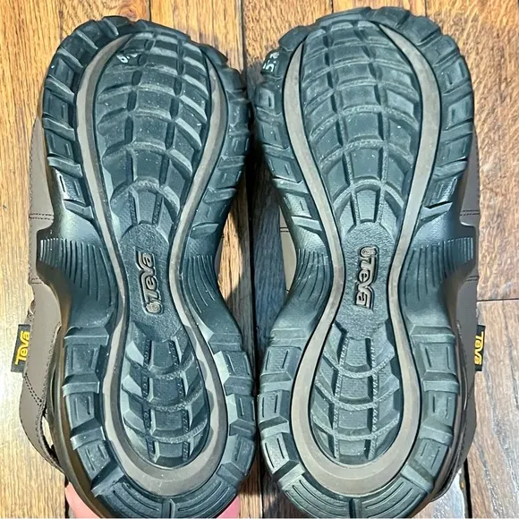 Teva Men’s Brown and Black Fisherman Sandals