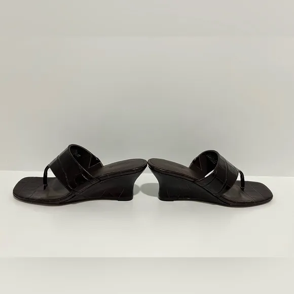 The Deanna Thong Wedge Sandal in Chocolate Raisin Croc-Embossed leather $138 NEW