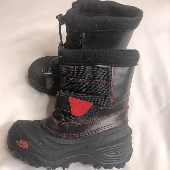 The North Face waterproof winter 🥶 boots