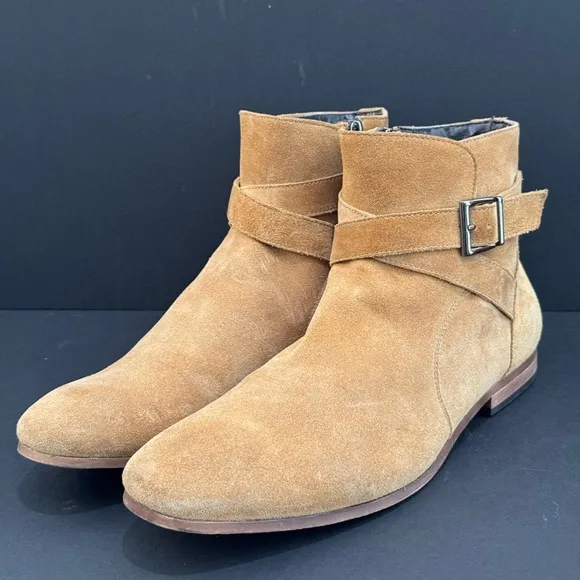 The Rail 'Seneca' Men’s Buckle Zip Up Ankle Boot in Camel Tan Suede - 43/10