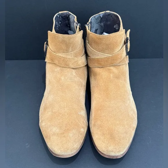 The Rail 'Seneca' Men’s Buckle Zip Up Ankle Boot in Camel Tan Suede - 43/10