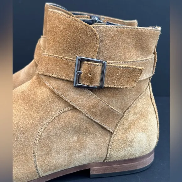 The Rail 'Seneca' Men’s Buckle Zip Up Ankle Boot in Camel Tan Suede - 43/10