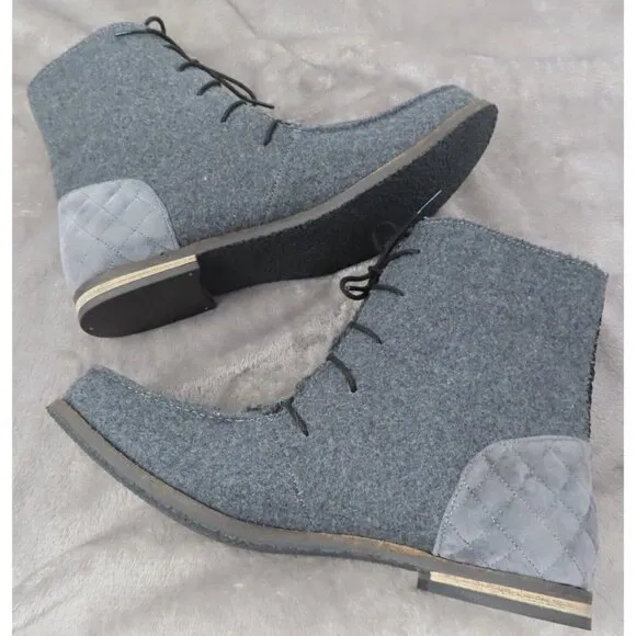The Sak Sakroots Womens 10 Gray Jayla Boots Lace Up Booties Owl Felt Boucle NEW