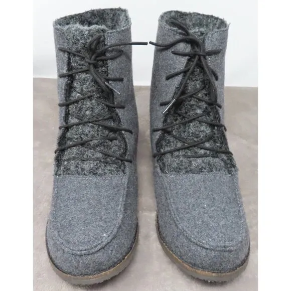The Sak Sakroots Womens 10 Gray Jayla Boots Lace Up Booties Owl Felt Boucle NEW