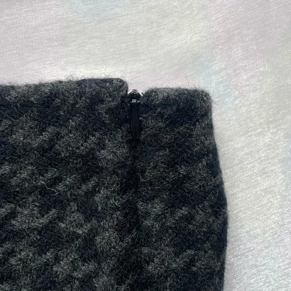 Theory Classic Houndstooth Pied de Poule Print Black &amp; Grey Side Zip Wool Shorts