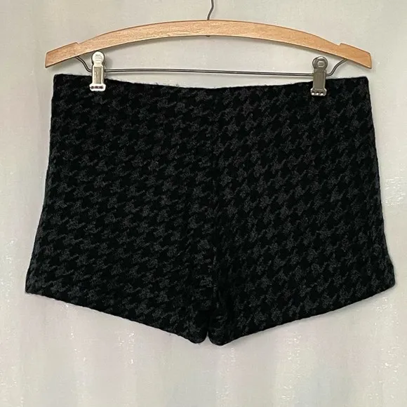 Theory Classic Houndstooth Pied de Poule Print Black &amp; Grey Side Zip Wool Shorts
