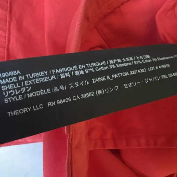 🔥Theory Zaine Sz 40 Flat Front Cadmium Red Shorts $165
