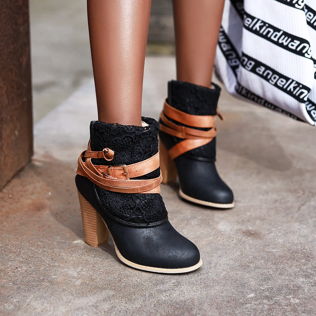 Thick Heel I – Rustic elegance &amp; absolute comfort