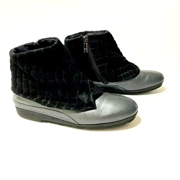 Thierry Rabotin Black Gray Leather Ankle Boots size EU 39 US 8
