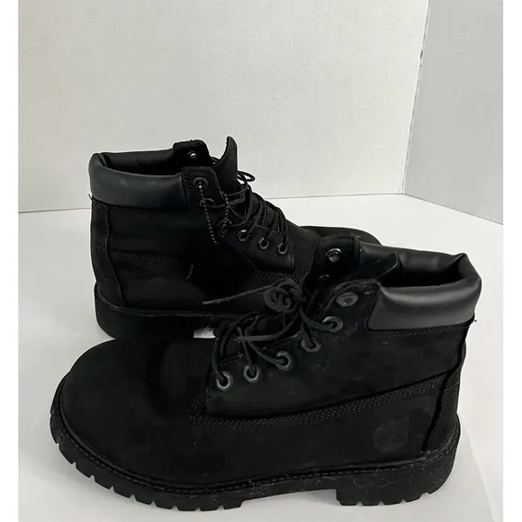 Timberland 12907 Junior Premium Black NuBuck Boots, Size 6 M.