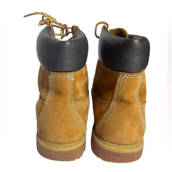 Timberland 6 Inch Premium Waterproof Boots in Wheat Suede Women’s Size 9​​​​